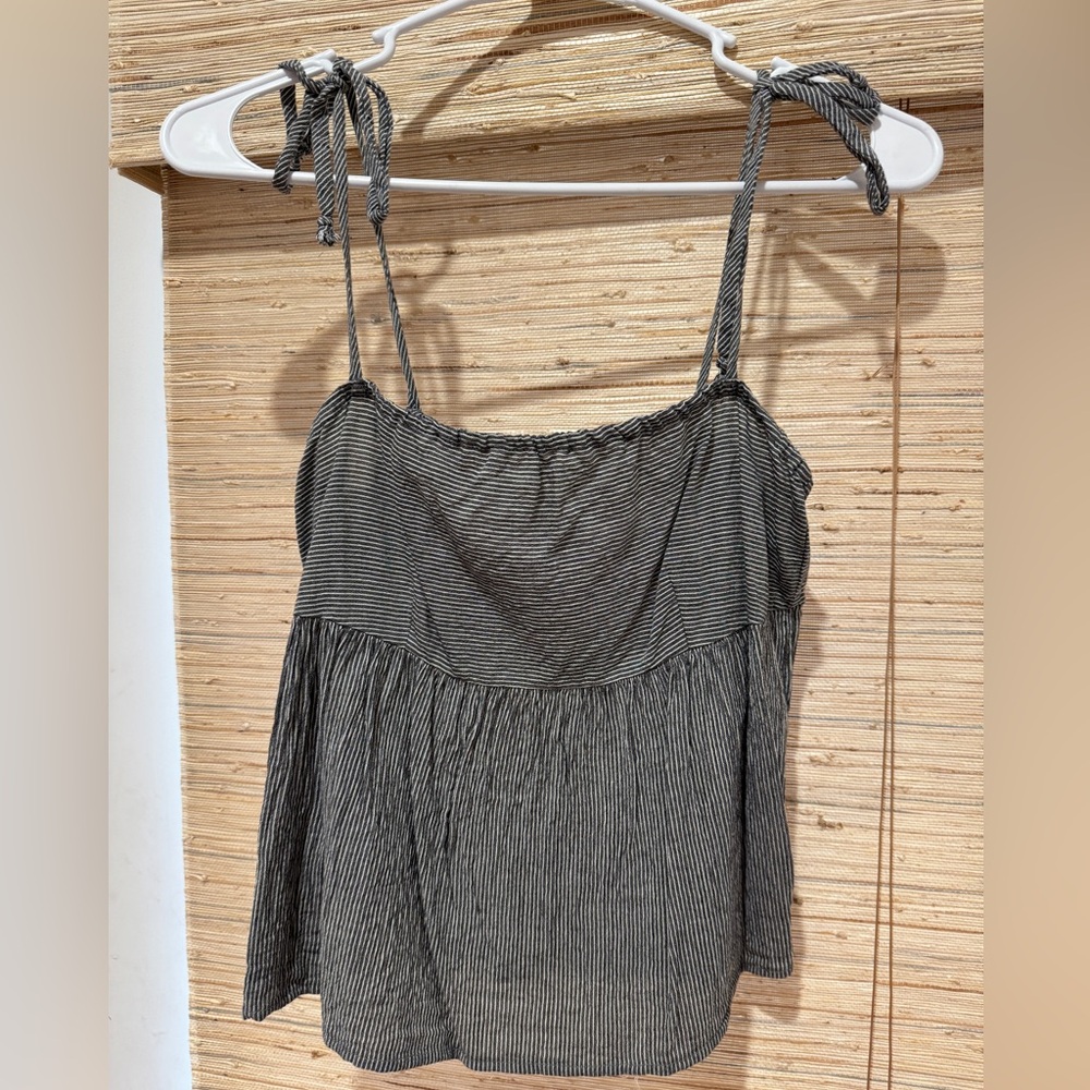 Worn twice! Great summer top